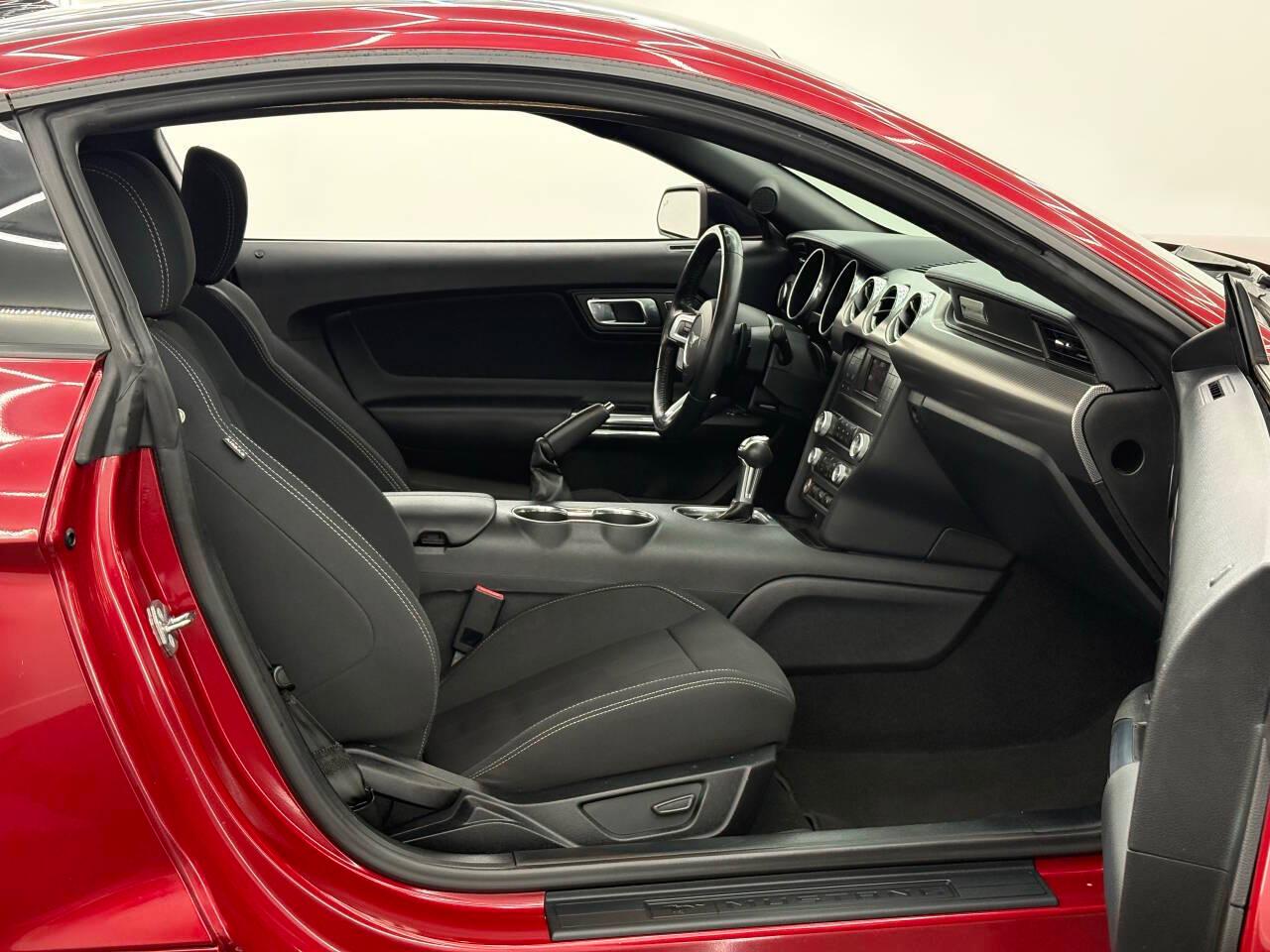Ford Mustang GT Premium Coupe 2021