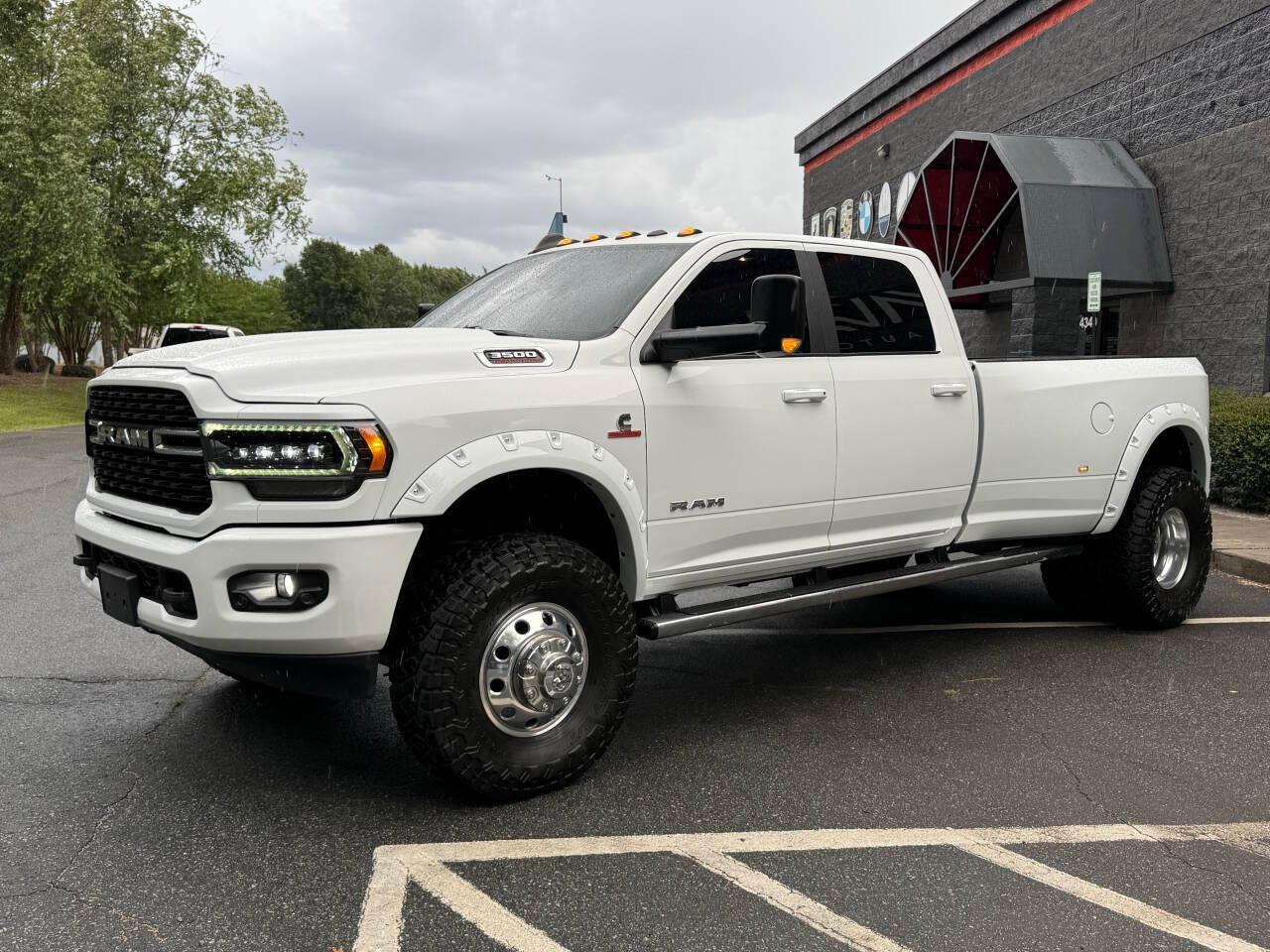 RAM 3500 Big Horn Crew Cab LWB 4WD DRW 2022