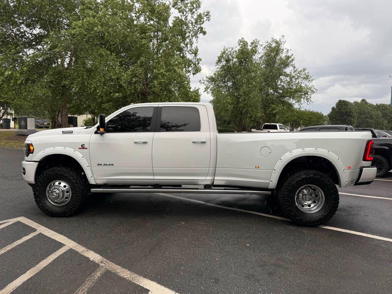 RAM 3500 Big Horn Crew Cab LWB 4WD DRW 2022