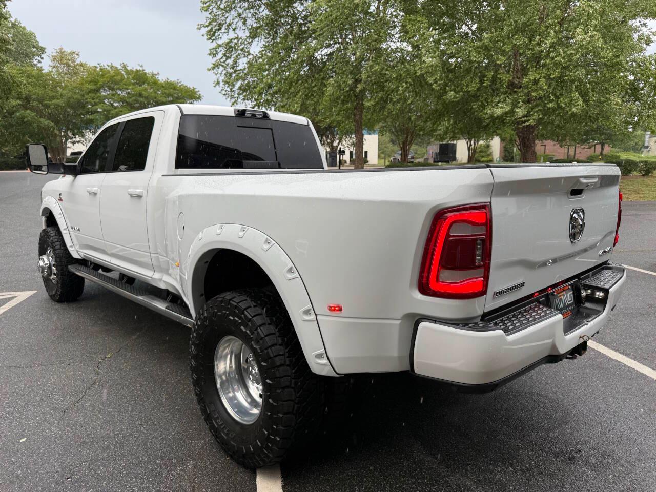 RAM 3500 Big Horn Crew Cab LWB 4WD DRW 2022