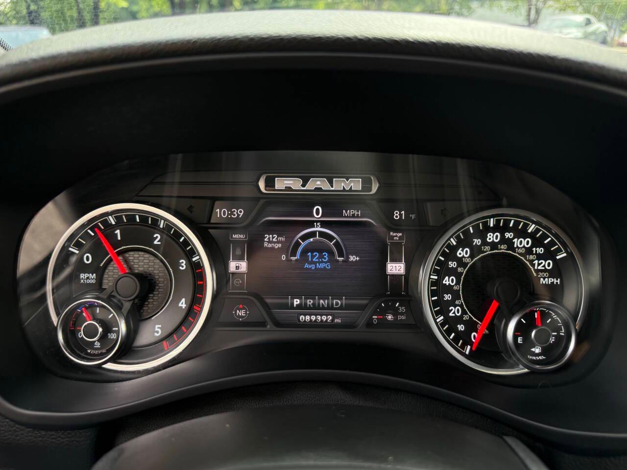 RAM 3500 Big Horn Crew Cab LWB 4WD DRW 2022