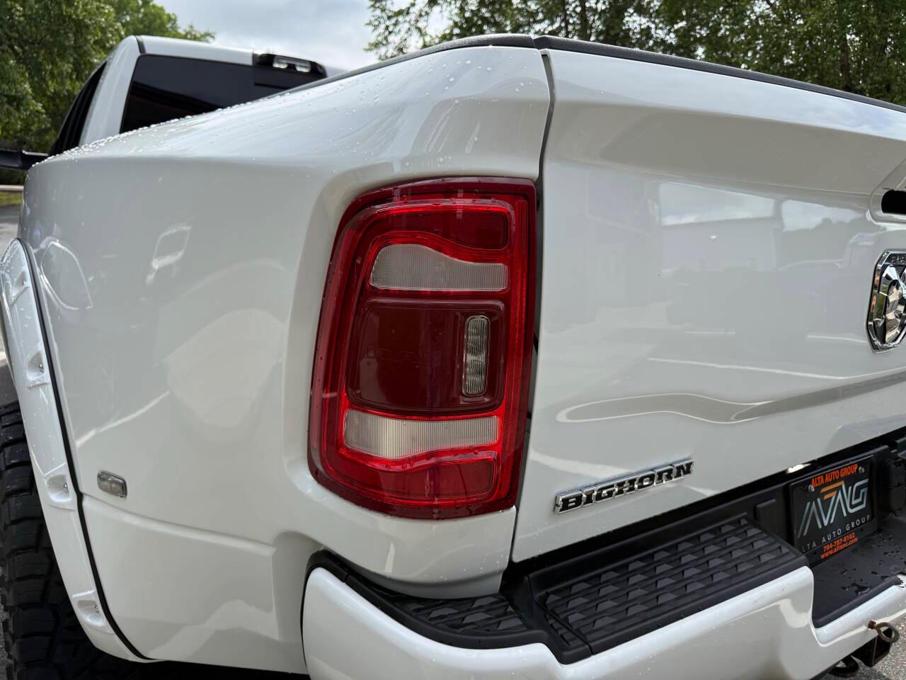 RAM 3500 Big Horn Crew Cab LWB 4WD DRW 2022
