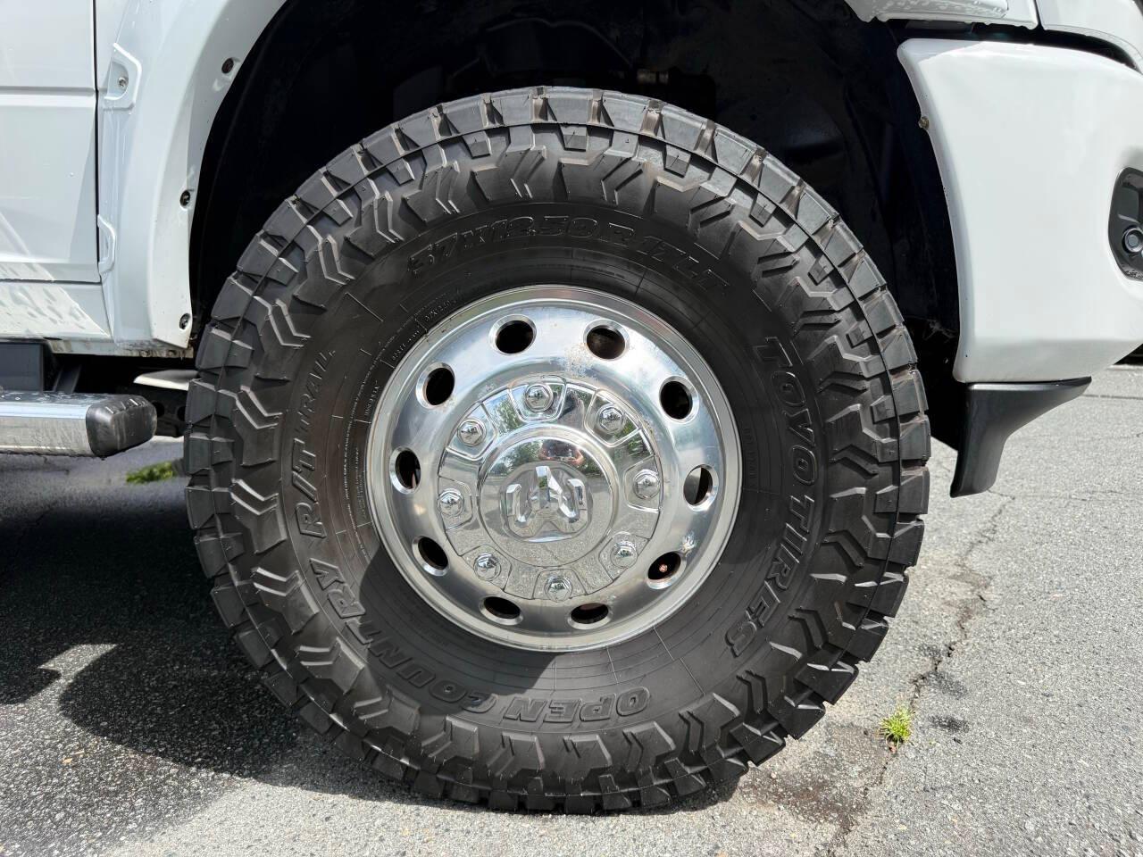 RAM 3500 Big Horn Crew Cab LWB 4WD DRW 2022