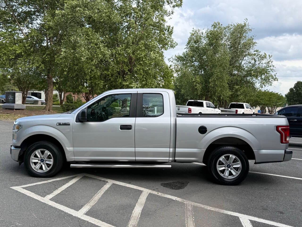 Ford F-150 XL SuperCab 6.5-ft. Bed 2WD 2015