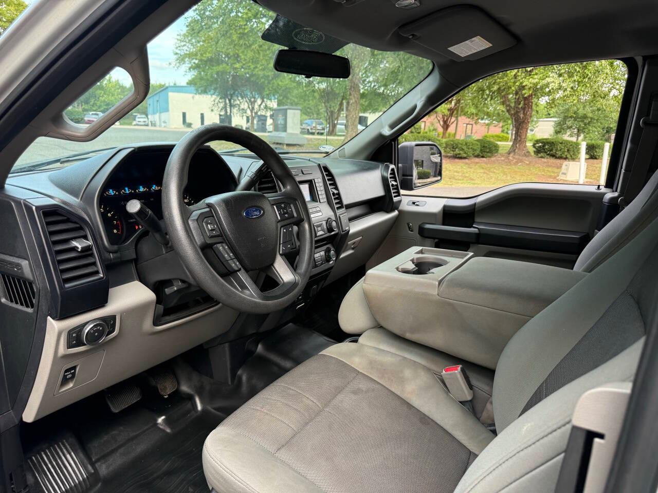 Ford F-150 XL SuperCab 6.5-ft. Bed 2WD 2015