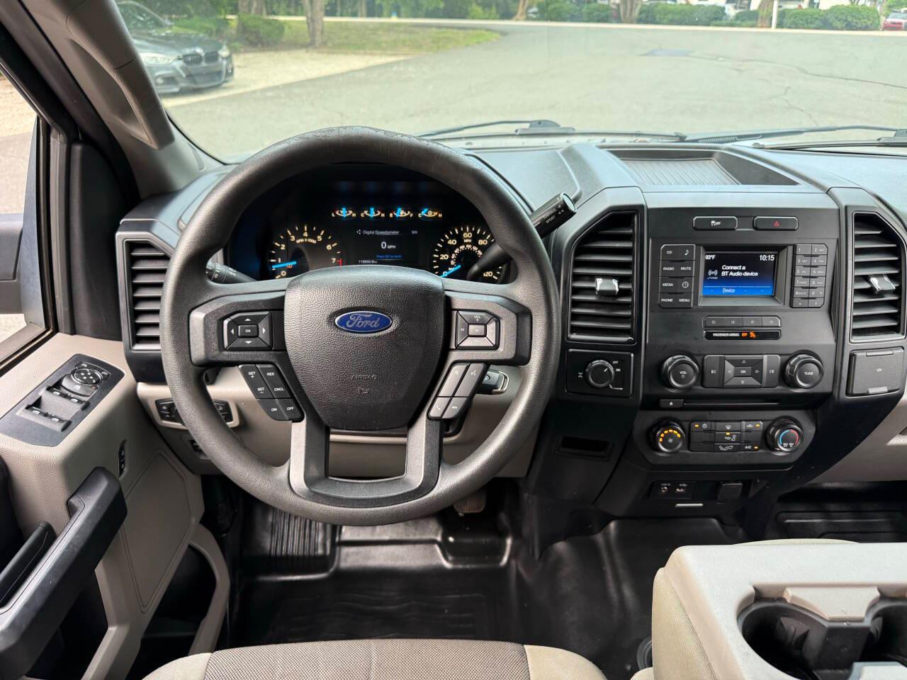 Ford F-150 XL SuperCab 6.5-ft. Bed 2WD 2015