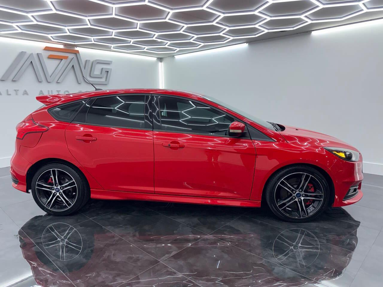 Ford Focus ST Hatch 2015