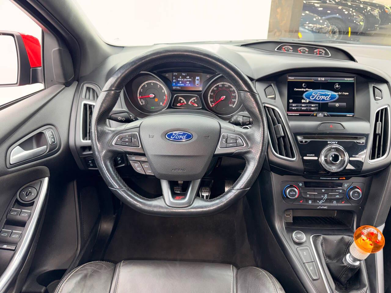 Ford Focus ST Hatch 2015