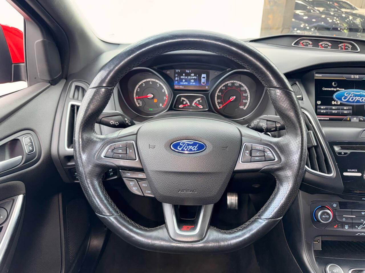 Ford Focus ST Hatch 2015