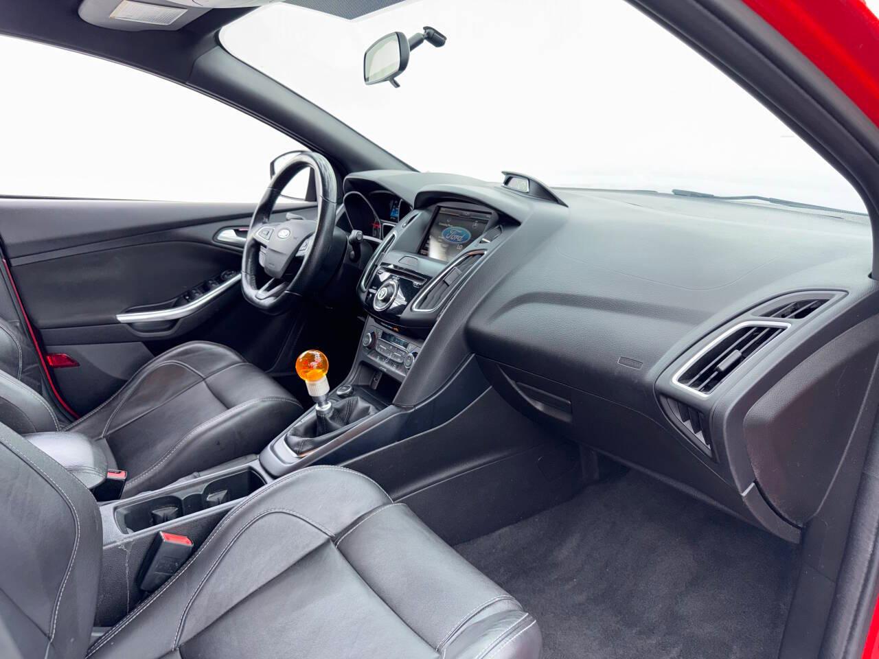 Ford Focus ST Hatch 2015