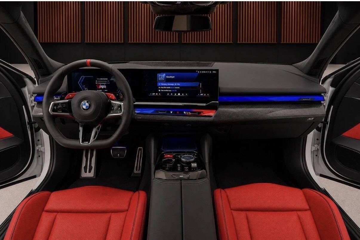 BMW M5 Base 2025