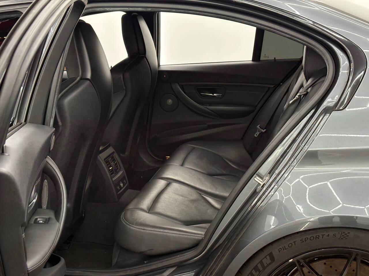 BMW M3 Base 2015