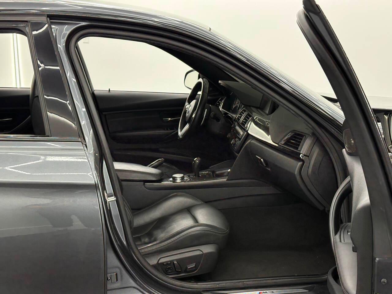 BMW M3 Base 2015