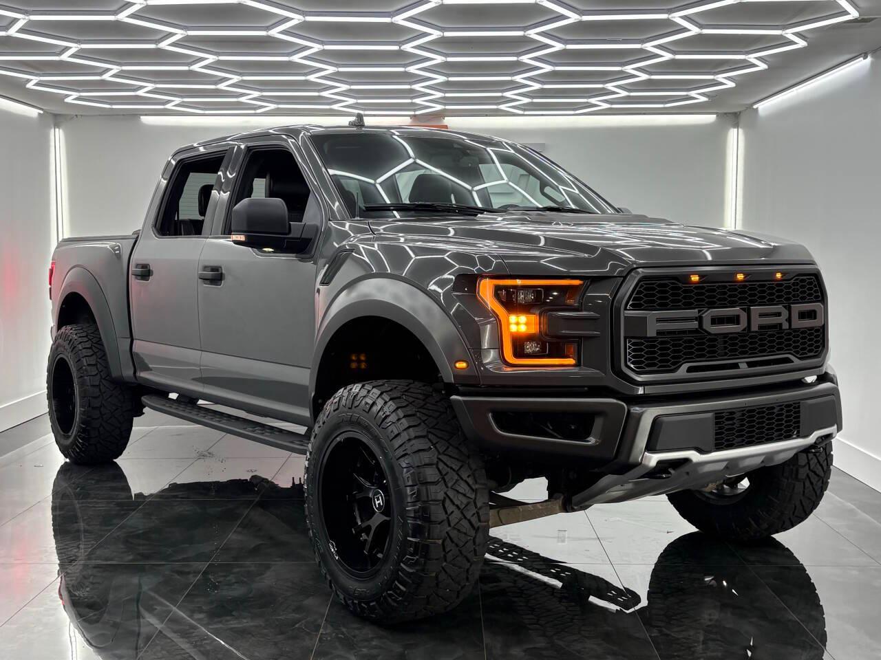 Ford F-150 Raptor SuperCrew 4WD 2020