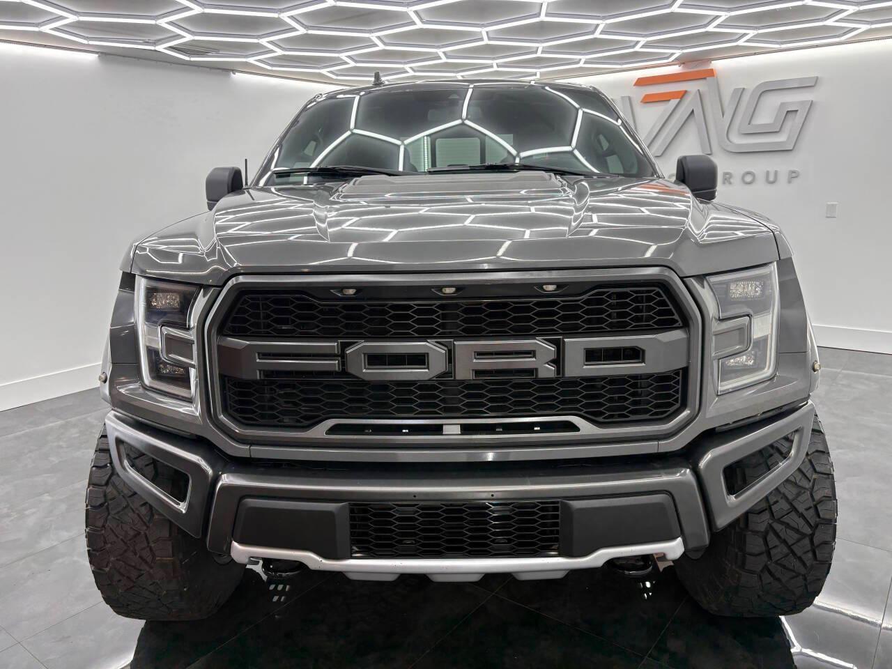Ford F-150 Raptor SuperCrew 4WD 2020