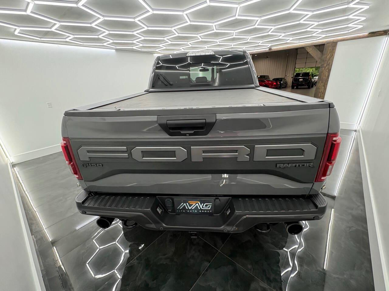 Ford F-150 Raptor SuperCrew 4WD 2020