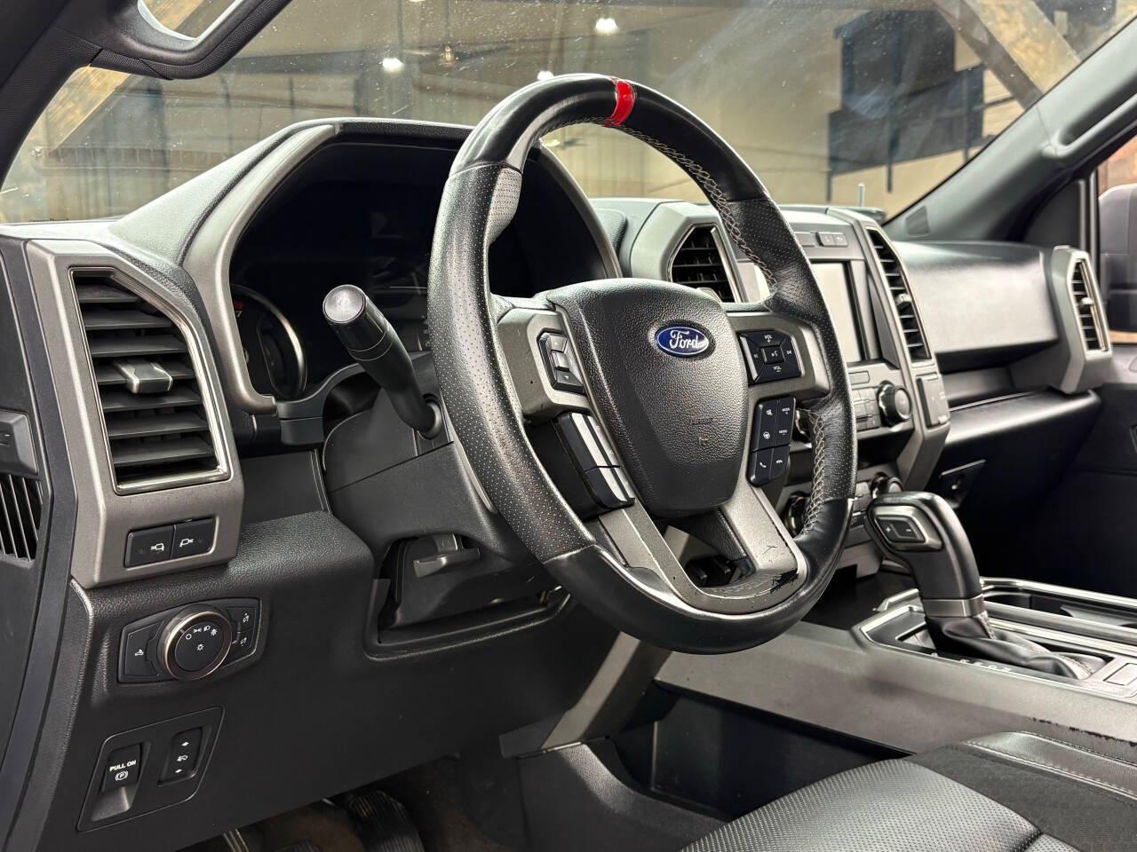Ford F-150 Raptor SuperCrew 4WD 2020
