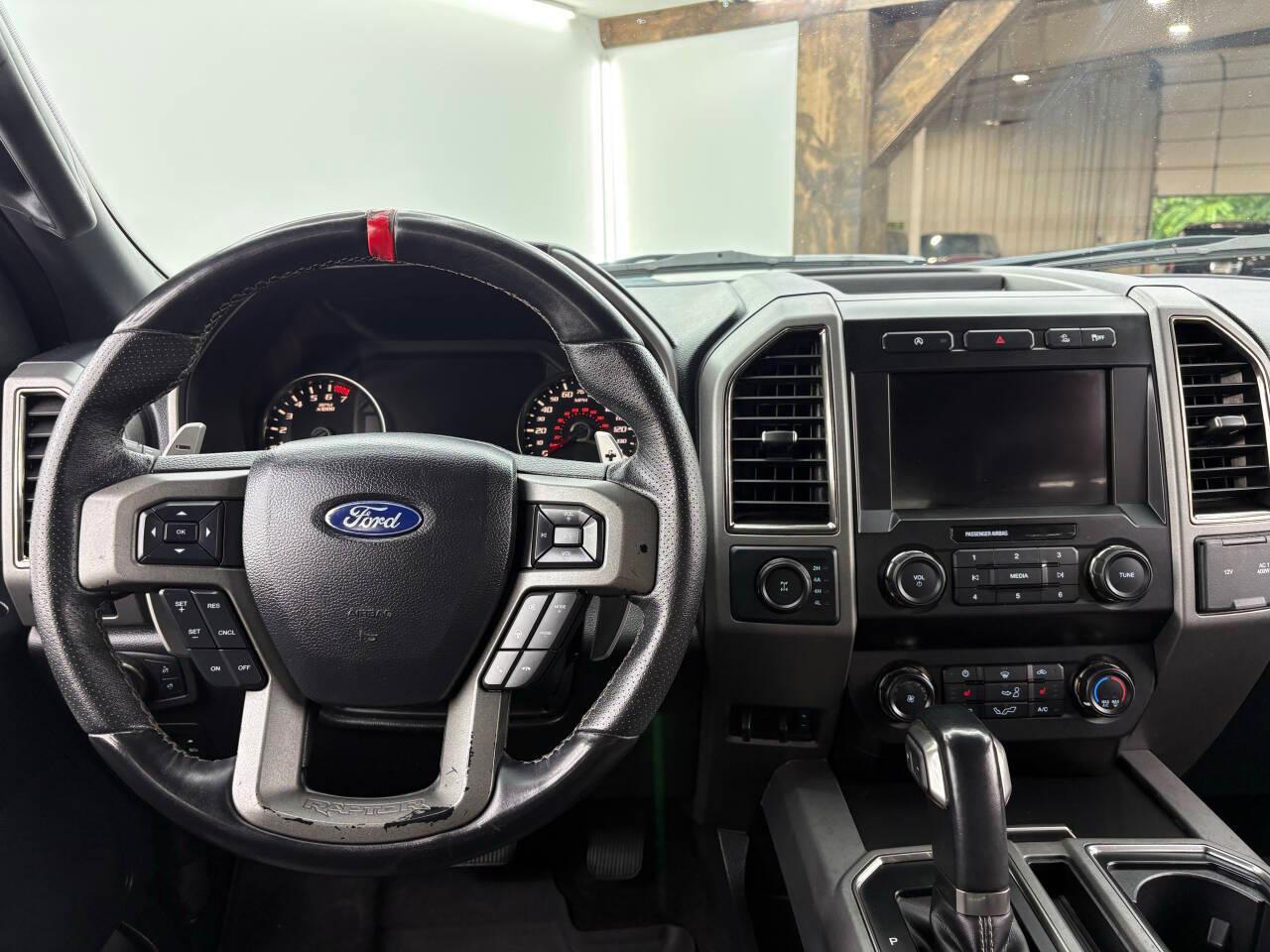 Ford F-150 Raptor SuperCrew 4WD 2020