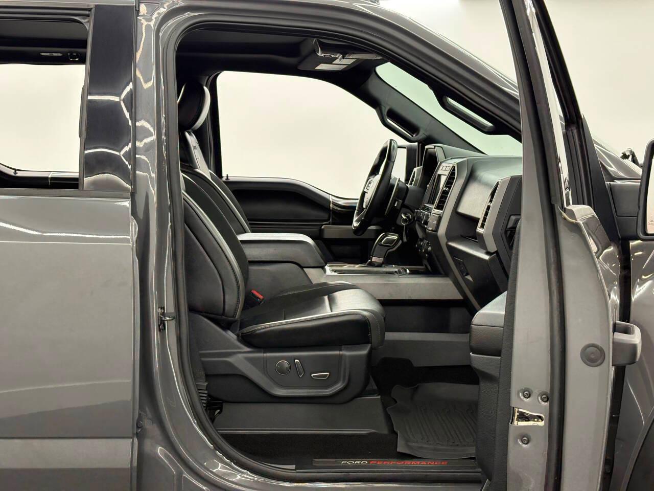 Ford F-150 Raptor SuperCrew 4WD 2020