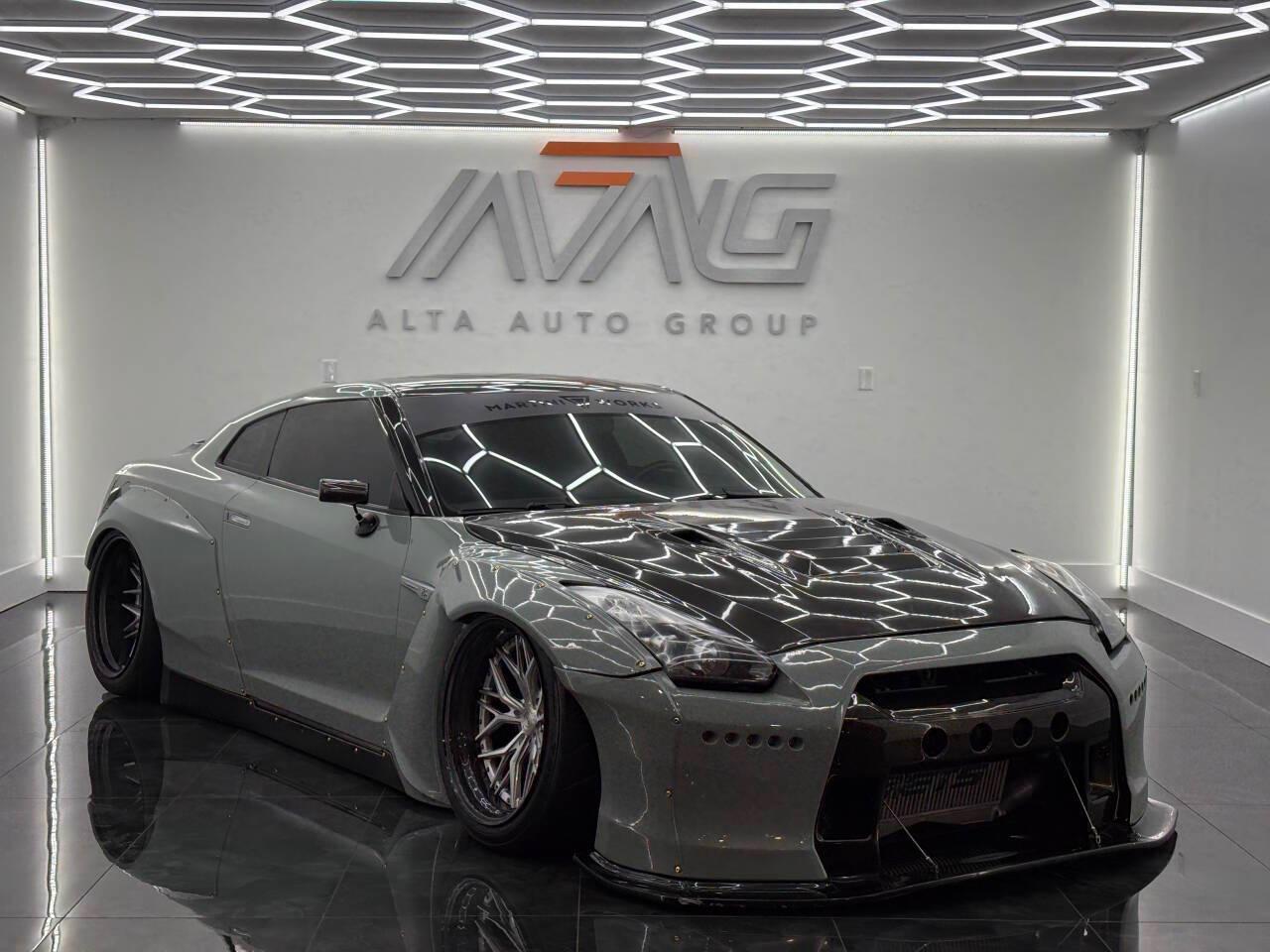 Nissan GT-R  2009
