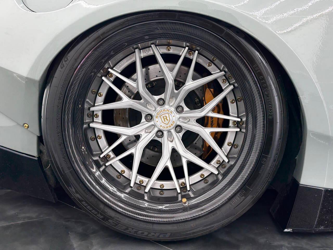 Nissan GT-R  2009