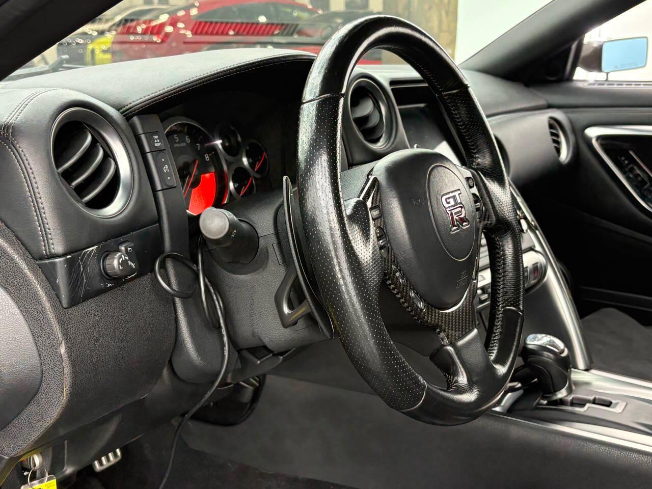 Nissan GT-R  2009
