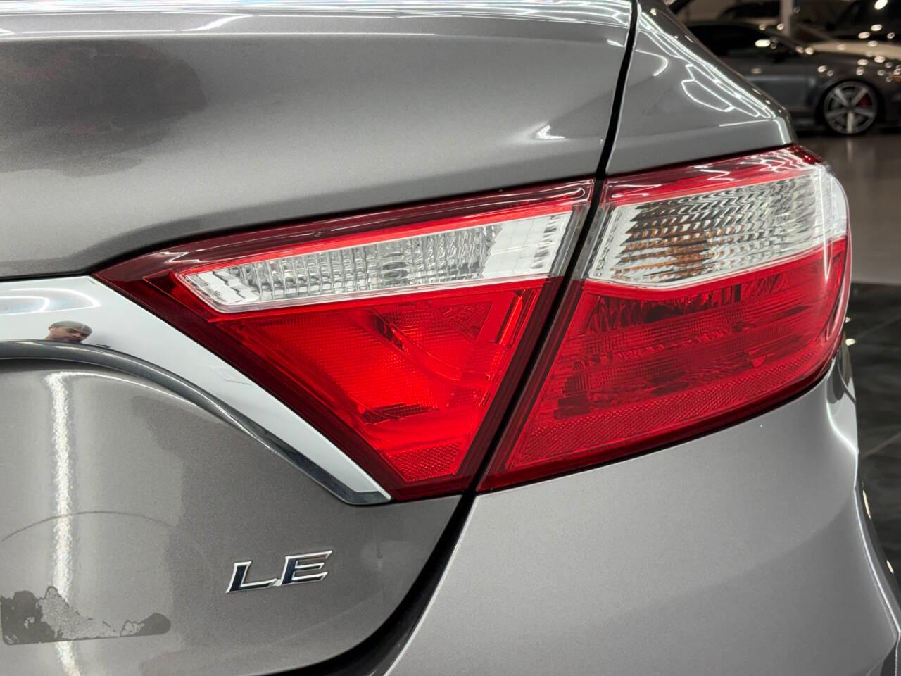 Toyota Camry SE 2017