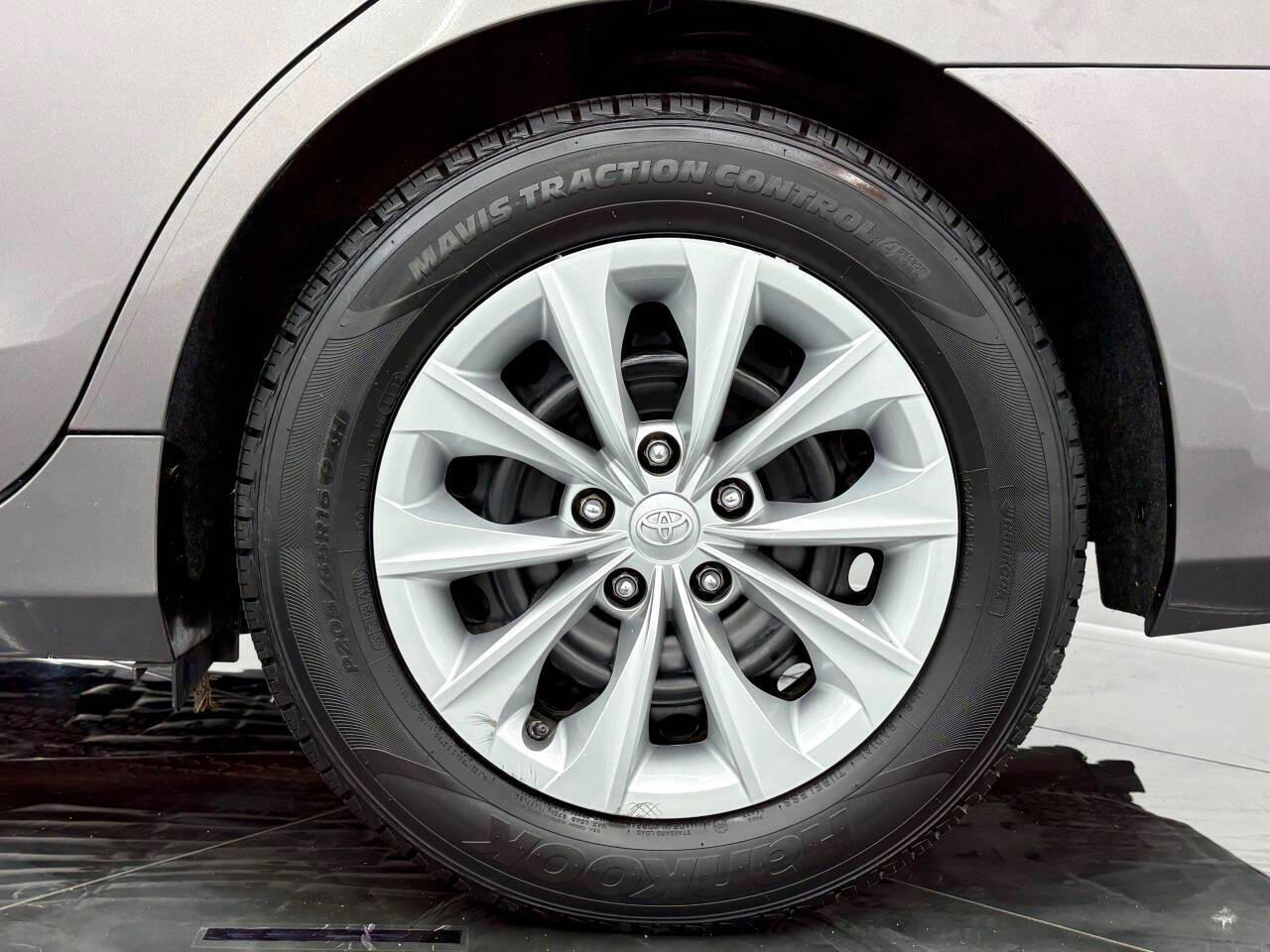Toyota Camry SE 2017