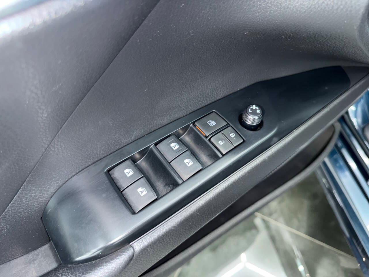 Toyota Camry SE 2020