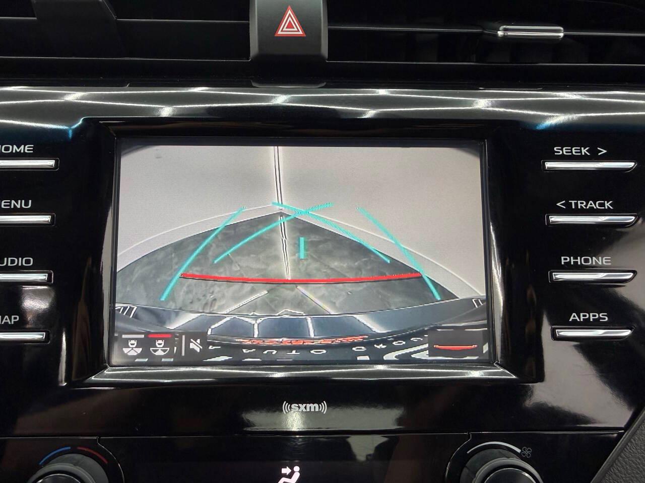 Toyota Camry SE 2020