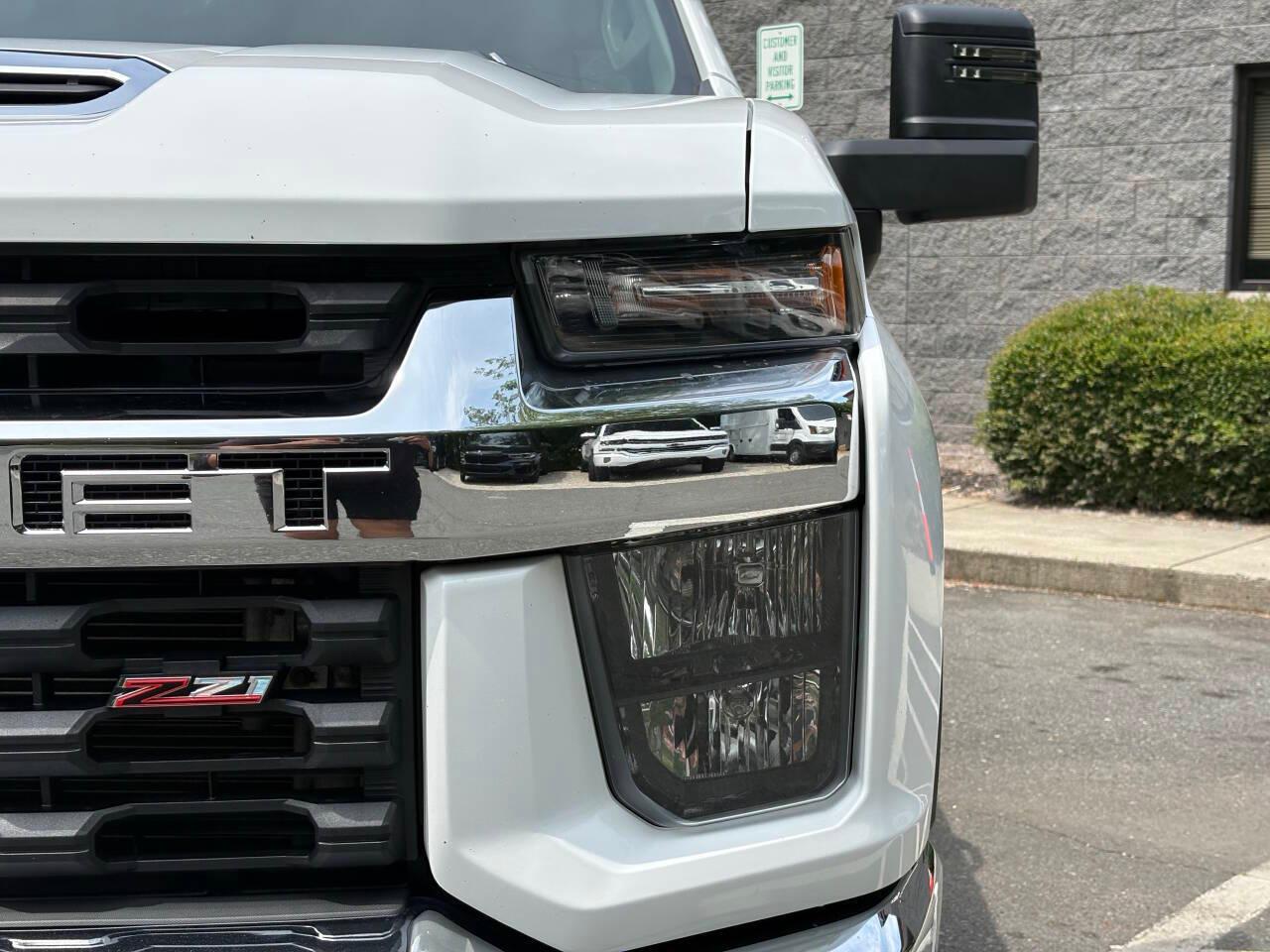Chevrolet Silverado 2500HD LT Crew Cab Long Box 4WD 2020