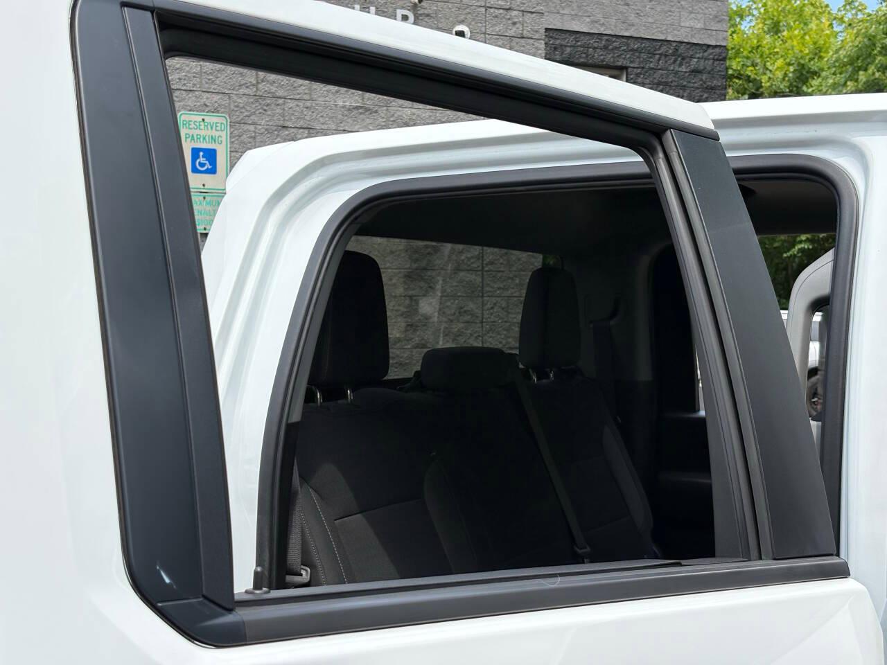 Chevrolet Silverado 2500HD LT Crew Cab Long Box 4WD 2020