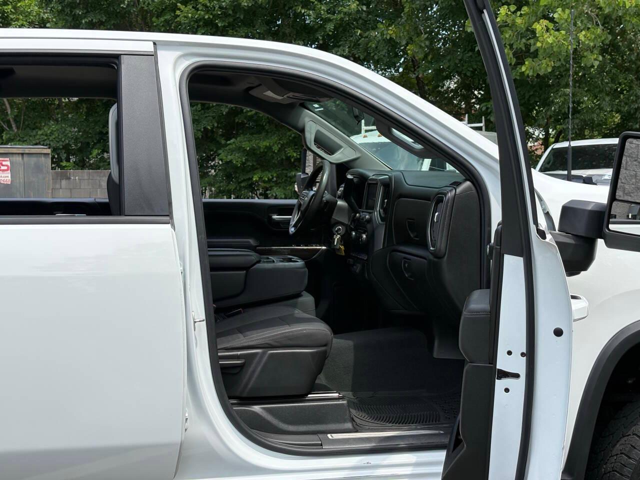 Chevrolet Silverado 2500HD LT Crew Cab Long Box 4WD 2020