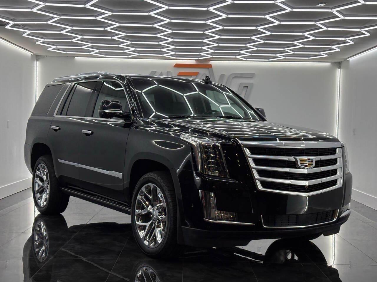 Cadillac Escalade Premium 4WD 2017