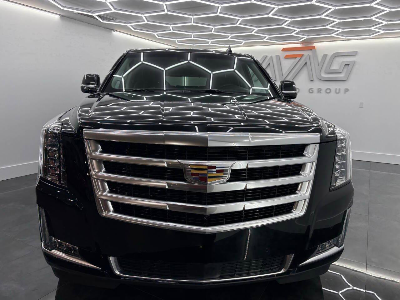 Cadillac Escalade Premium 4WD 2017