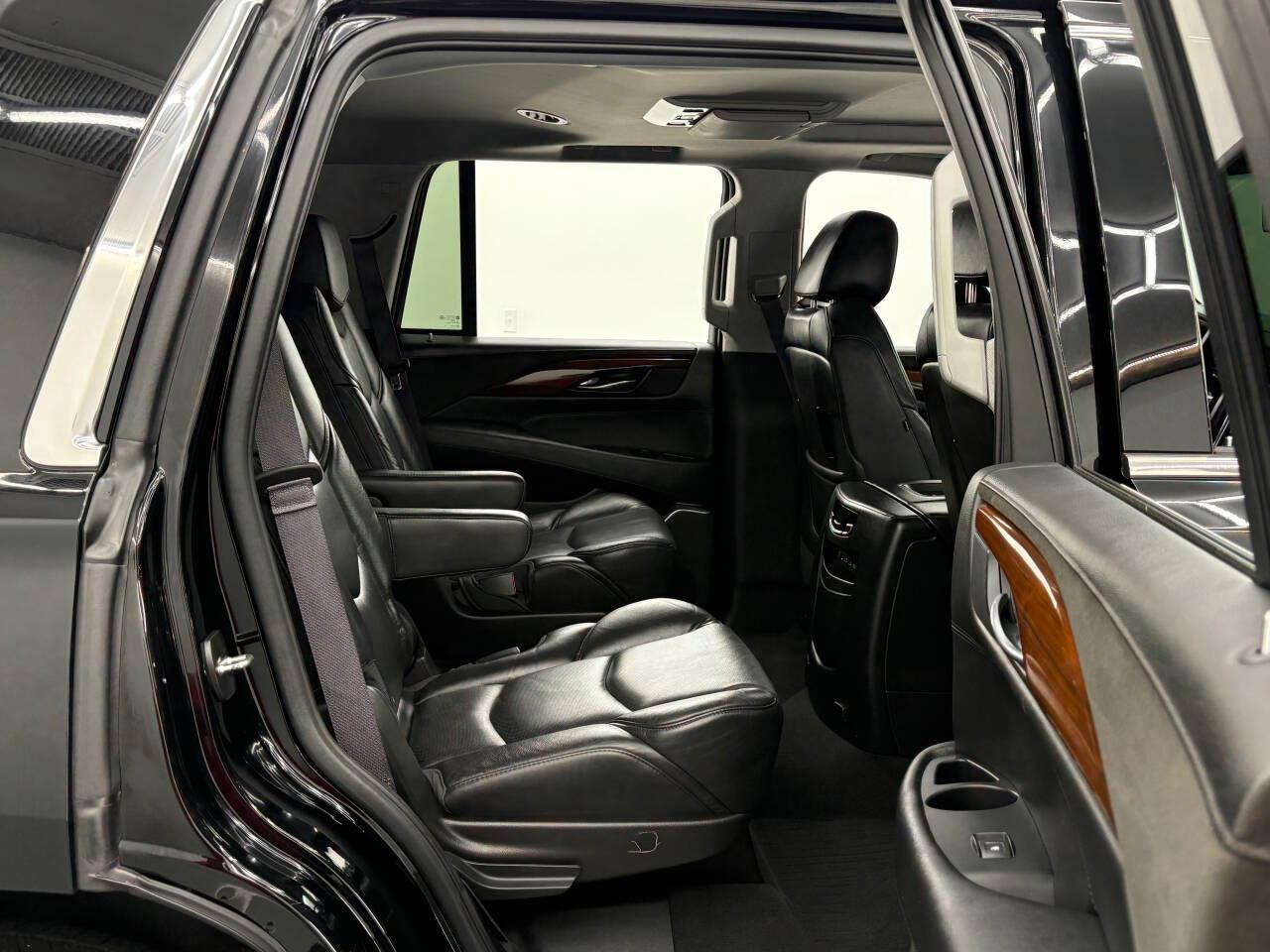 Cadillac Escalade Premium 4WD 2017
