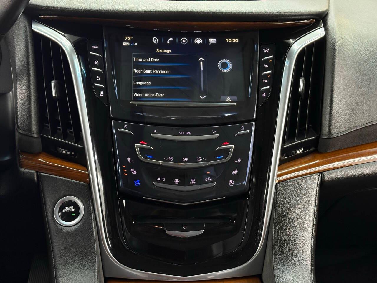 Cadillac Escalade Premium 4WD 2017