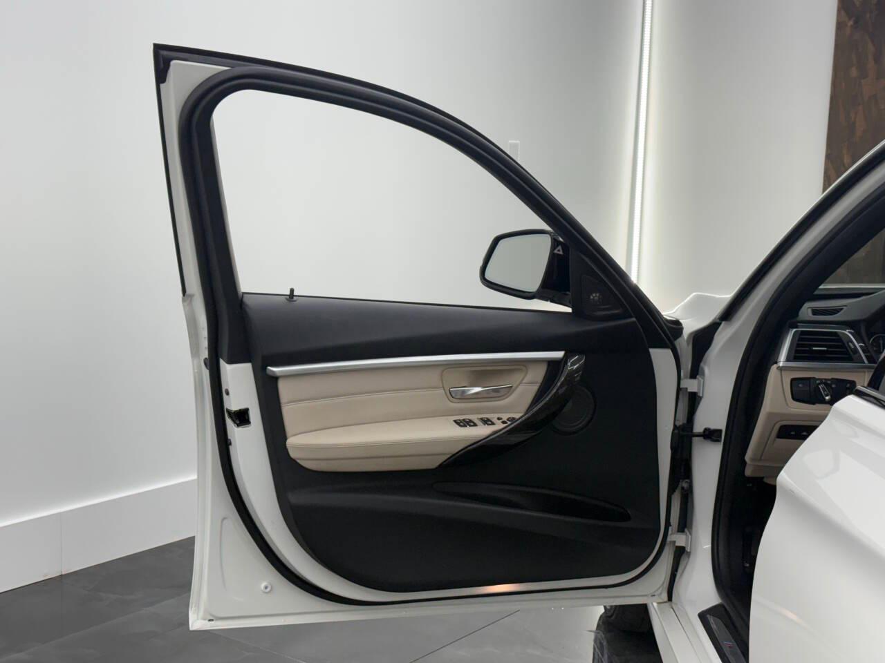 BMW 3-Series 340i xDrive Sedan 2017