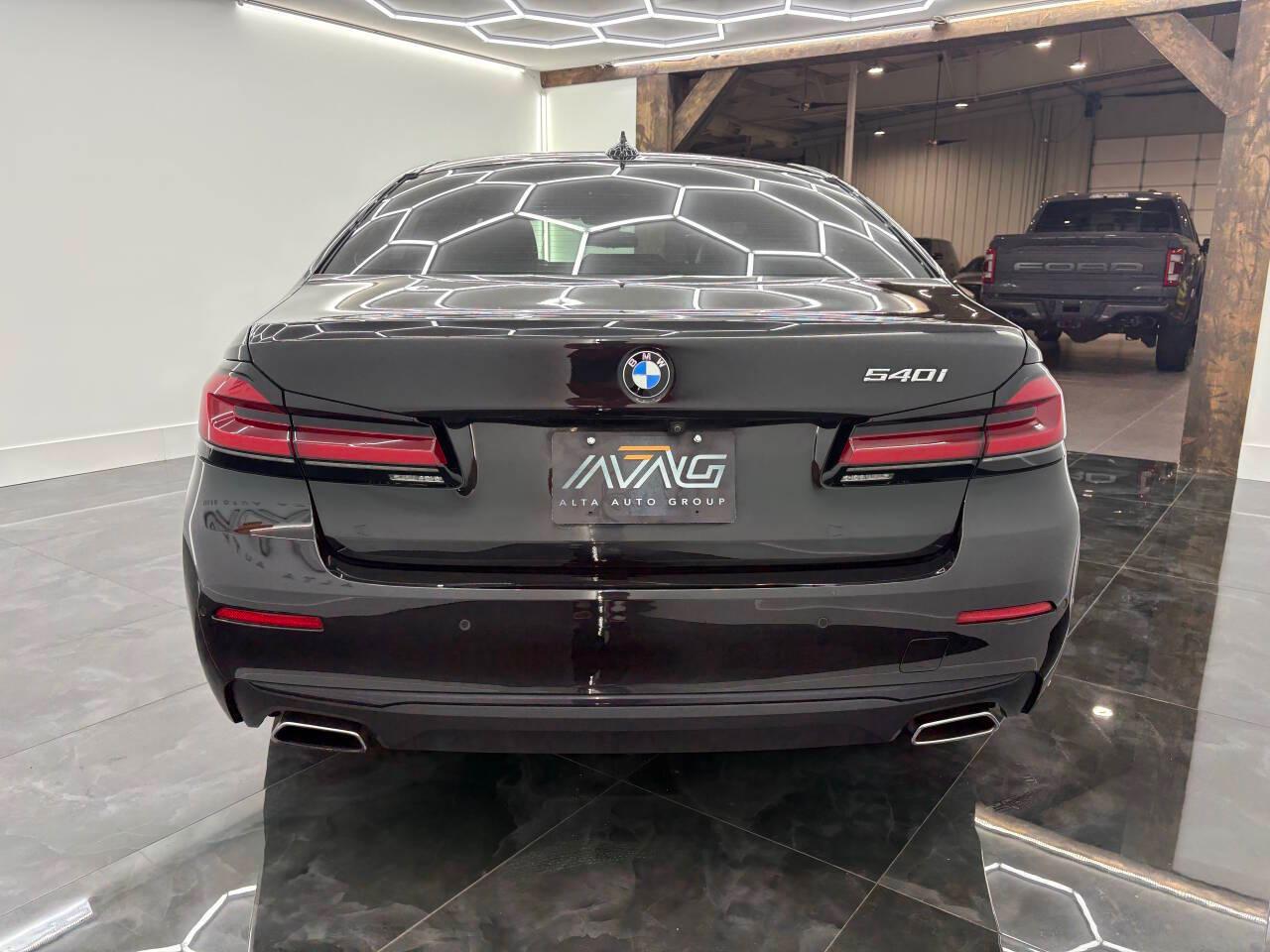 BMW 5-Series 540i 2021