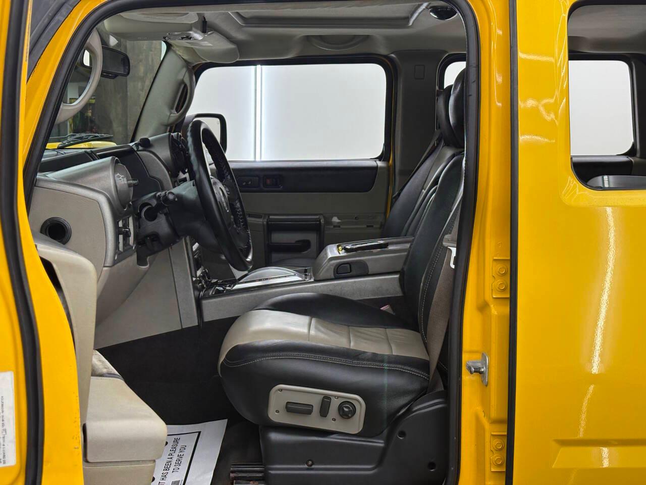 HUMMER H2 Sport Utility 2004