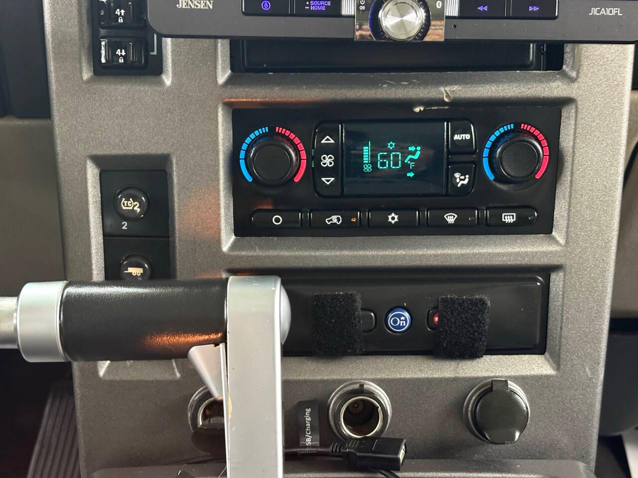 HUMMER H2 Sport Utility 2004