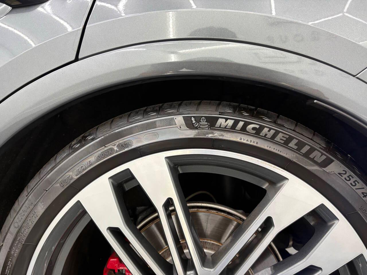 Audi SQ5 3.0T Premium Plus quattro 2019