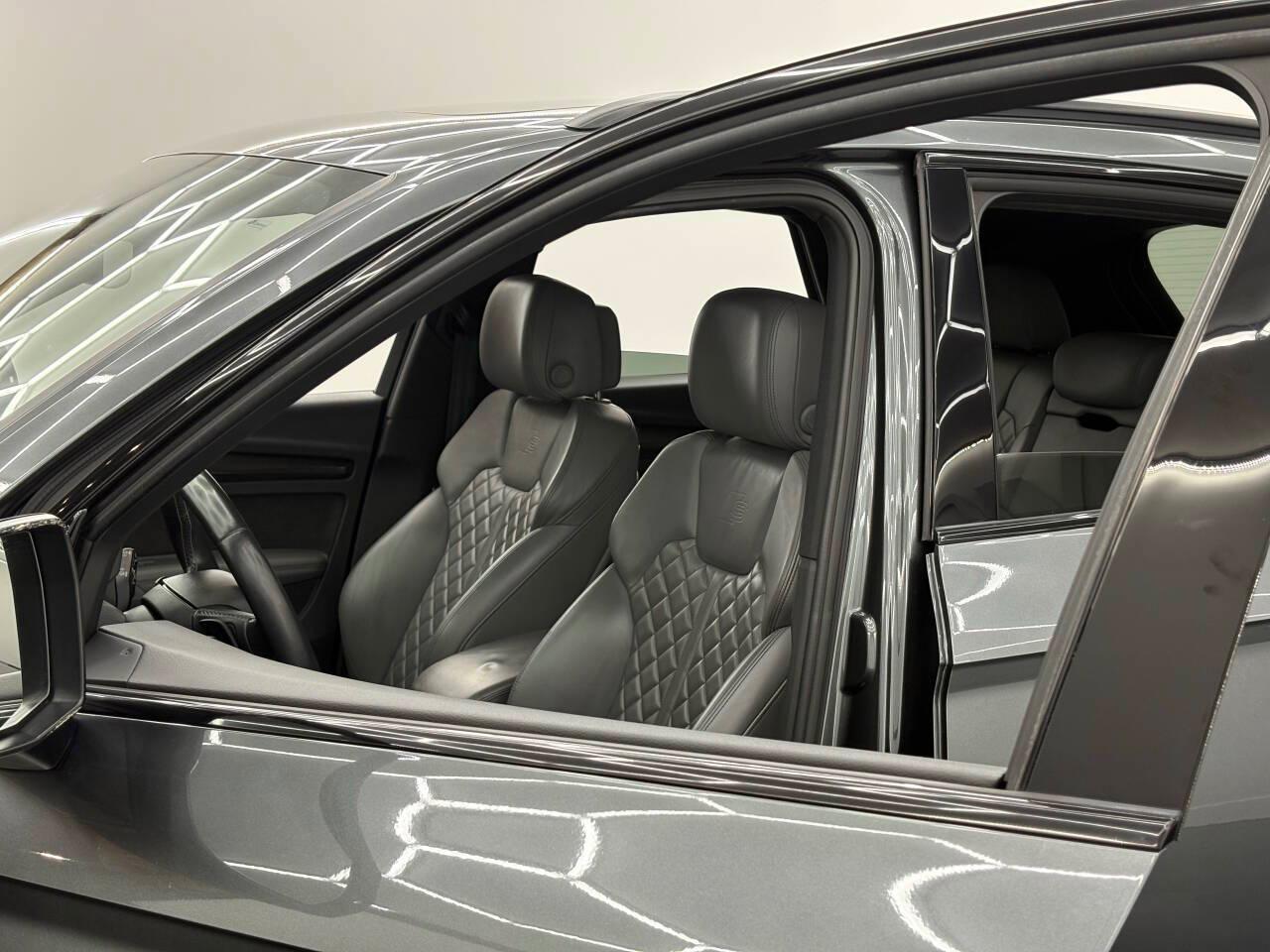 Audi SQ5 3.0T Premium Plus quattro 2019
