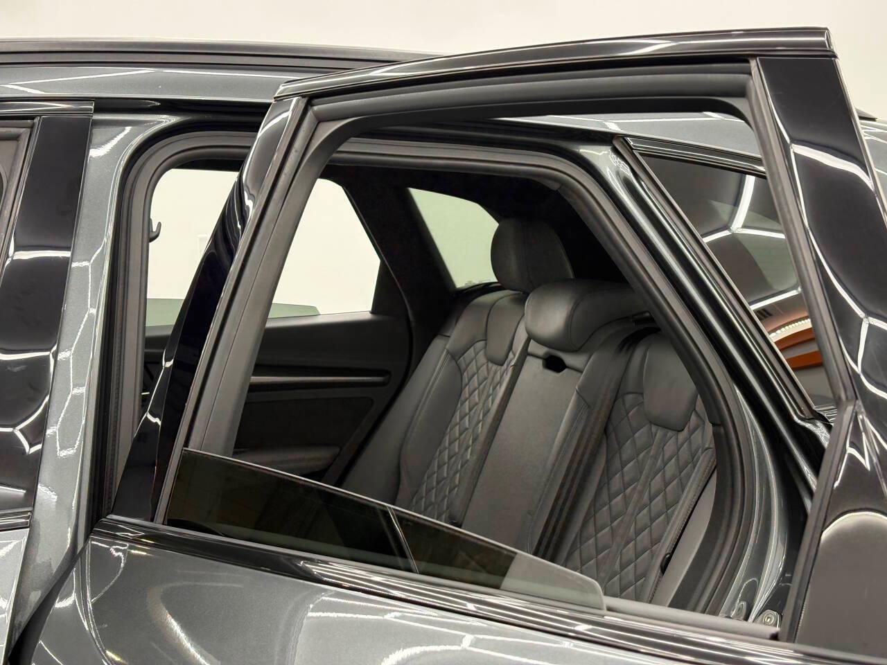 Audi SQ5 3.0T Premium Plus quattro 2019