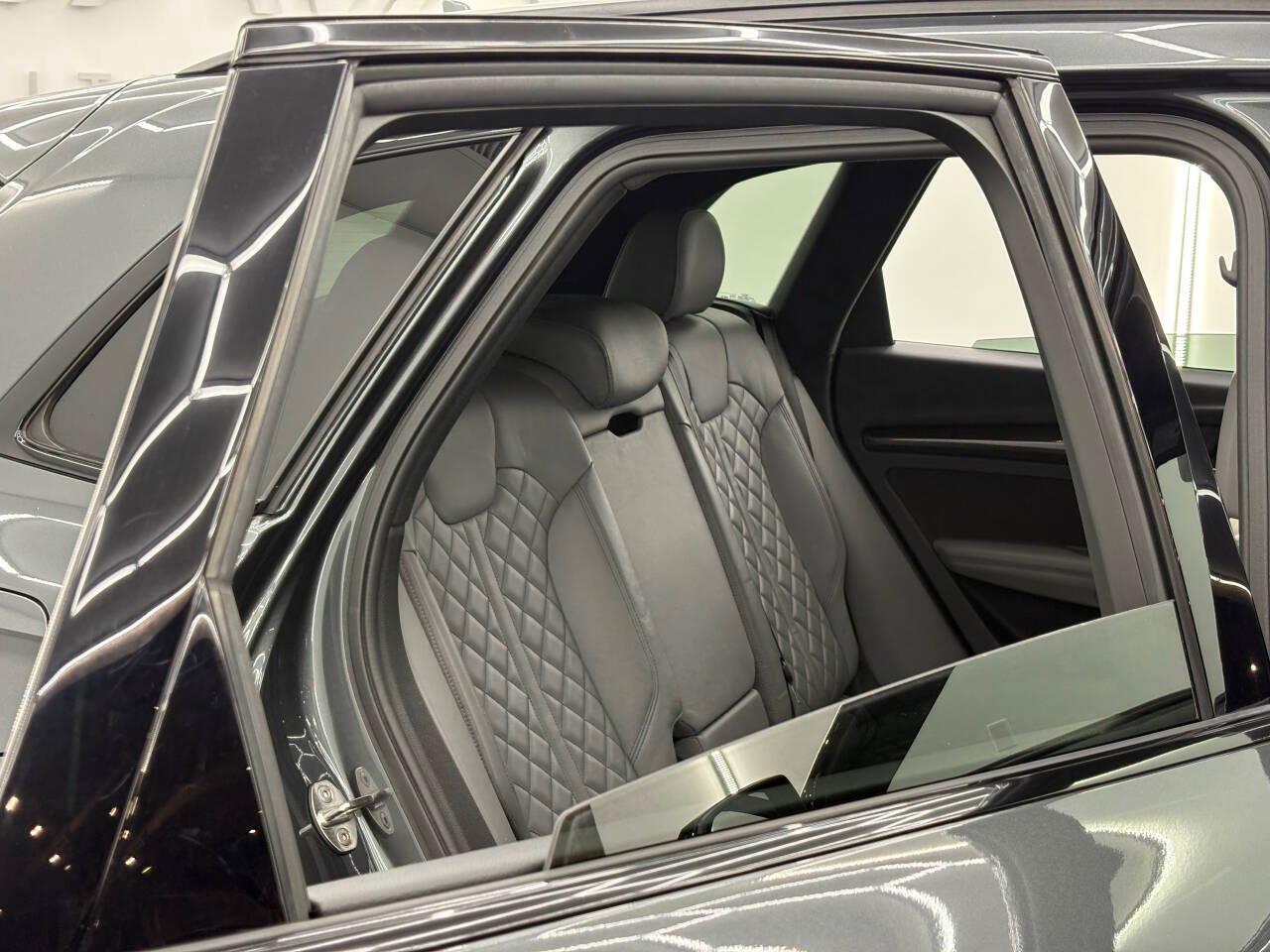 Audi SQ5 3.0T Premium Plus quattro 2019