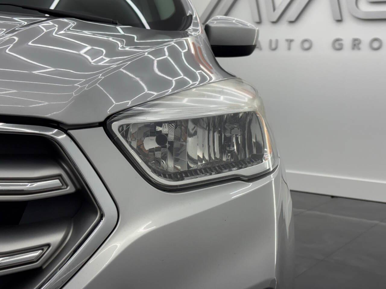 Ford Escape SE FWD 2017