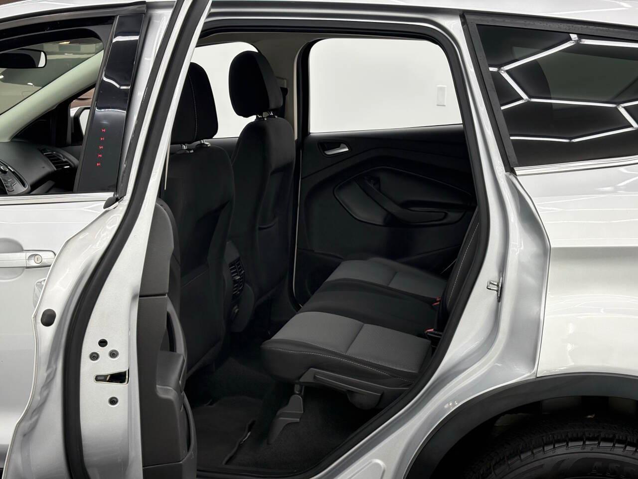 Ford Escape SE FWD 2017