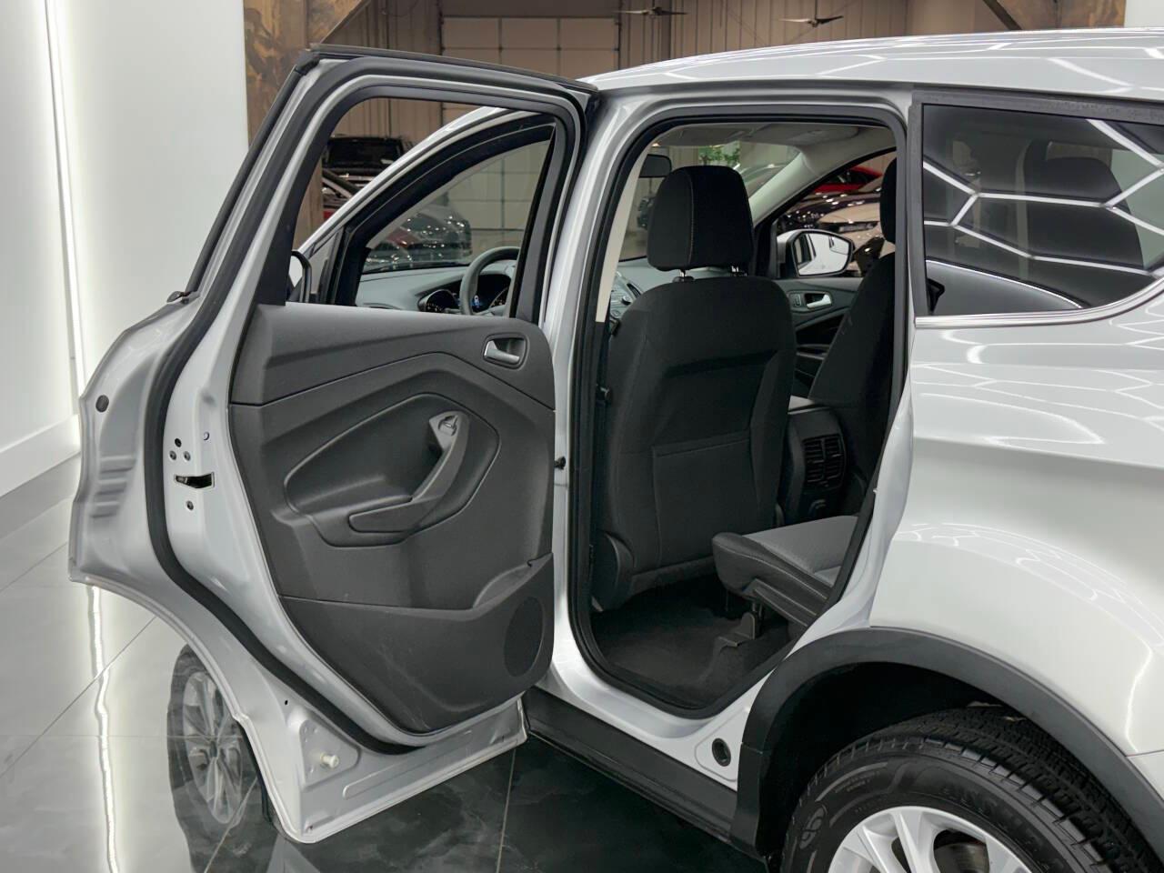 Ford Escape SE FWD 2017