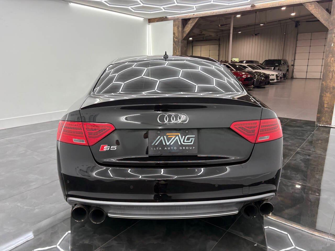 Audi S5 Premium Plus Coupe quattro 7A 2016