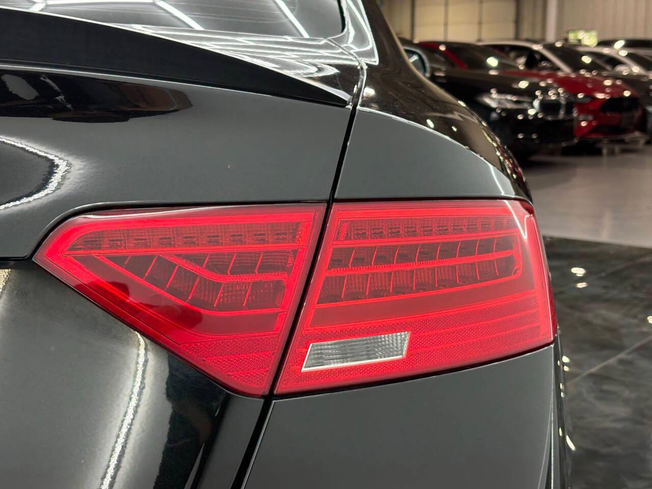Audi S5 Premium Plus Coupe quattro 7A 2016
